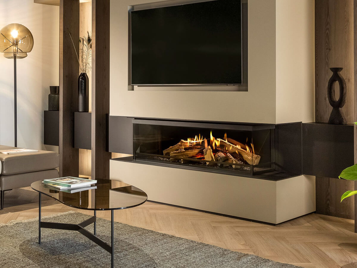 7 Most Realistic Electric Fireplaces - The Flame of Innovation