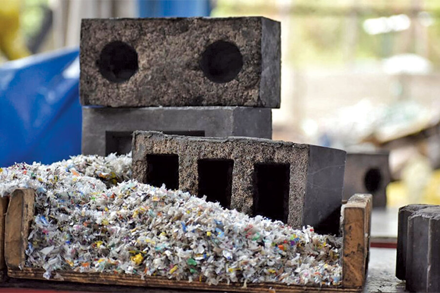 recycled plastic as building material